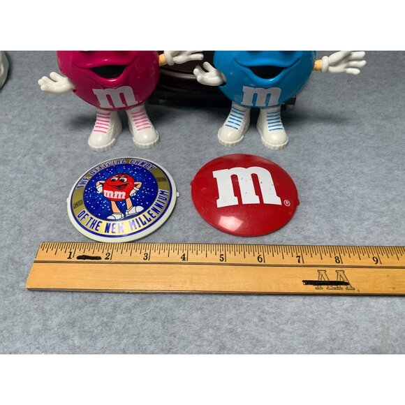 M&Ms Candy Dispensers Pink & Blue Movable Hands Vintage 1990s 2 Belt Clips - Picture 10 of 10